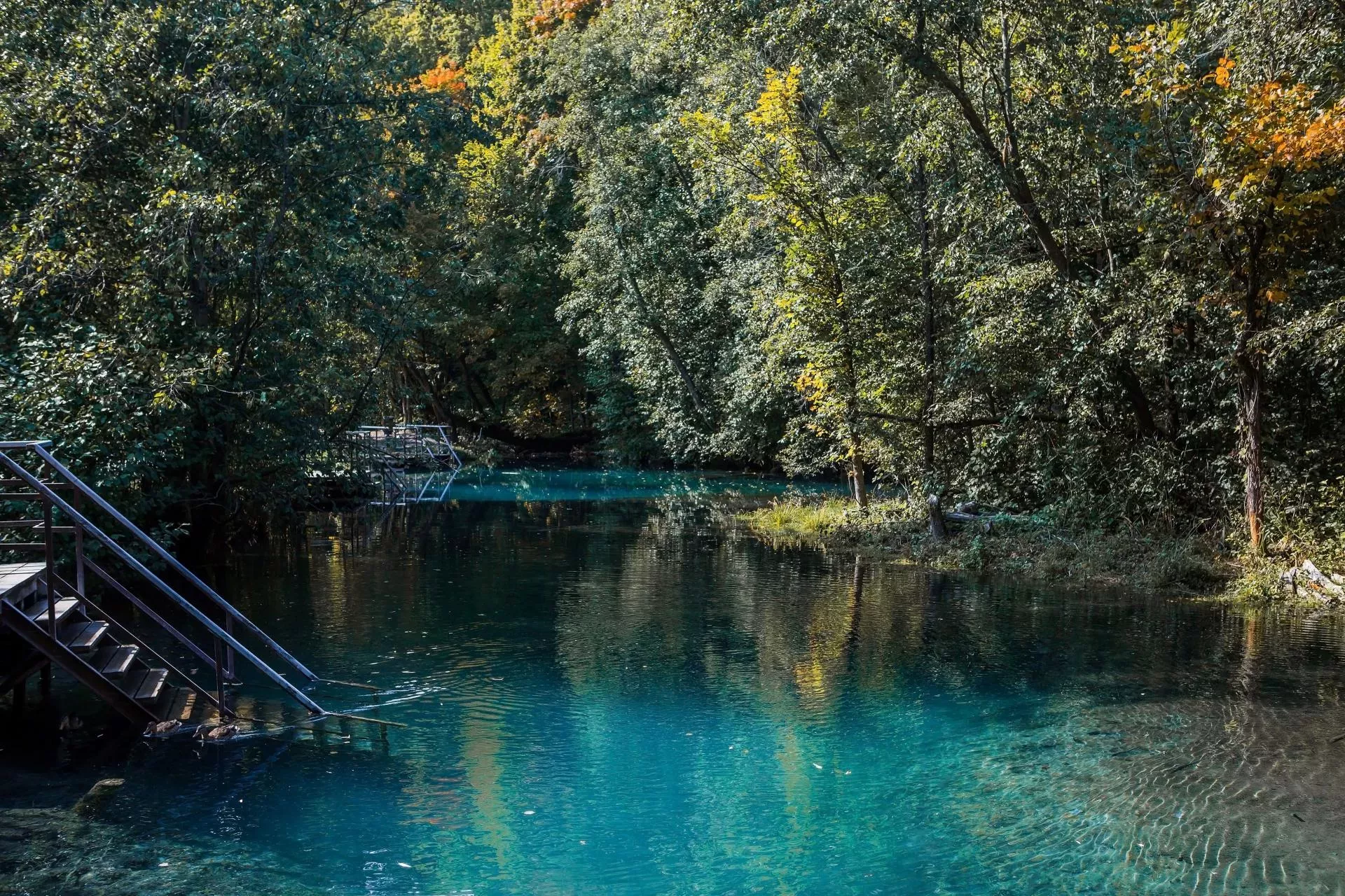 Голубые озера